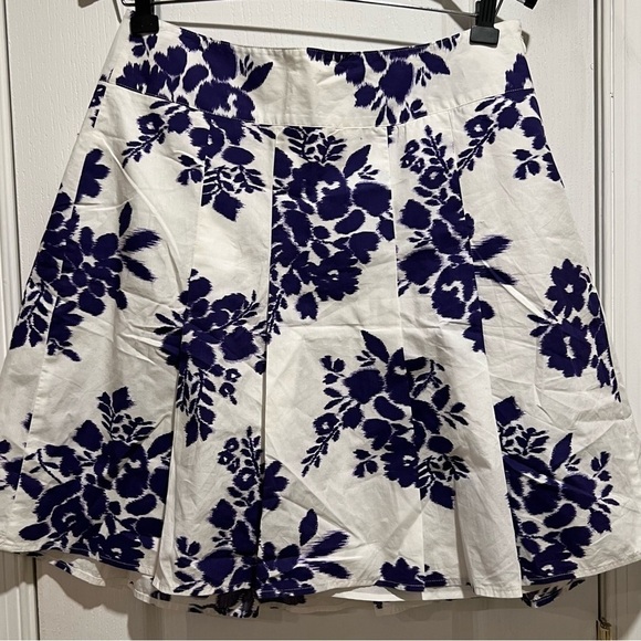 Ann Taylor 100% cotton skirt- size 12 - Picture 2 of 3